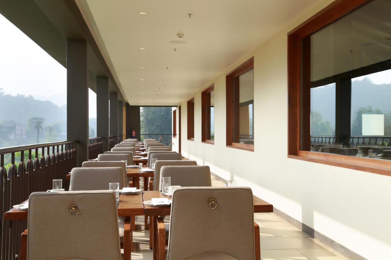Hotel Club Mahindra Assonora Extérieur photo